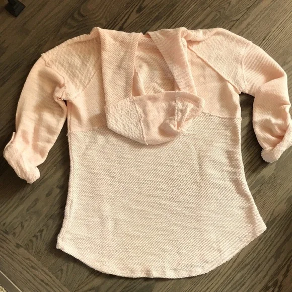 Calvin Klein Performance  sweater - Picture 3 of 3